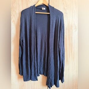 Set of 2 Buttercream Plus size slow fashion cardigan